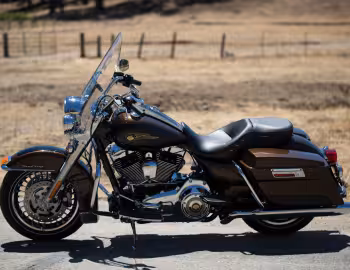 2013 Harley-Davidson FLHR ANV Road King "110th Anniversary" '2012–13
