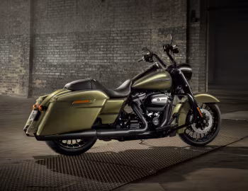 2017–18 Harley-Davidson FLHRXS Road King Special