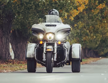 2023–24 Harley-Davidson FLHTCUTG Tri Glide Ultra '2022–24