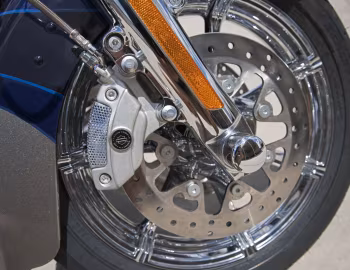2017 Harley-Davidson FLHTKSE CVO Limited '2016–17