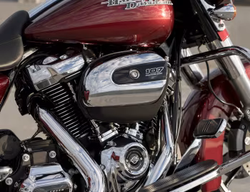 Sous la capuche 2017 Harley-Davidson FLHXS Street Glide Special '2016–17