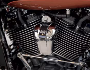Sous la capuche 2017 Harley-Davidson FLHXSE CVO Street Glide '2016–17