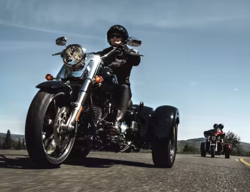 Harley-Davidson FLRT Free-Wheeler, Harley-Davidson FLHTCUTG Tri Glide Ultra Classic