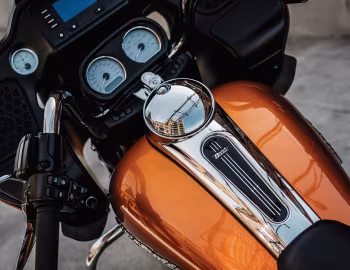Interior 2015–16 Harley-Davidson FLTRX Road Glide '2014–16