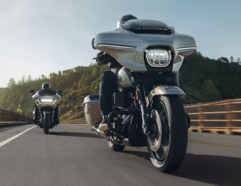 Harley-Davidson FLHXSE CVO Street Glide, Harley-Davidson FLTRXSE CVO Road Glide