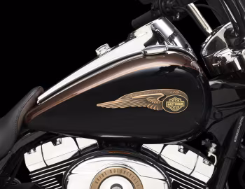 2013 Harley-Davidson FLHRC Road King Classic "110th Anniversary" (#1HD1FBM21DB636963)