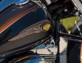 2013 Harley-Davidson FLHRC Road King Classic "110th Anniversary" (#1HD1FBM21DB636963)