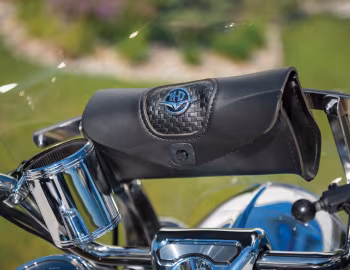 Інтэр'ер 2013 Harley-Davidson FLHRC Road King Classic "110th Anniversary" (#1HD1FBM21DB636963)