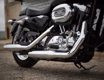 2016 Harley-Davidson XL1200C Sportster Custom