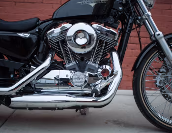 Sous la capuche 2016 Harley-Davidson XL1200V Sportster Seventy-Two '2015–16