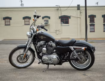2016 Harley-Davidson XL1200V Sportster Seventy-Two '2015–16