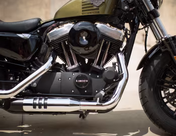 Sous la capuche 2016–17 Harley-Davidson XL1200X Sportster Forty-Eight '2015–17