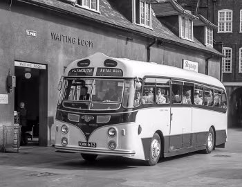 Leyland Tiger Cub PSUC1/2 Harrington Tail Fin [UK-spec] (C41C) '1954