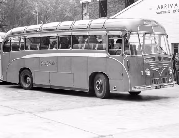 Leyland Royal Tiger PSU1/15 Harrington Wayfarer [UK-spec] (C41C) '1952