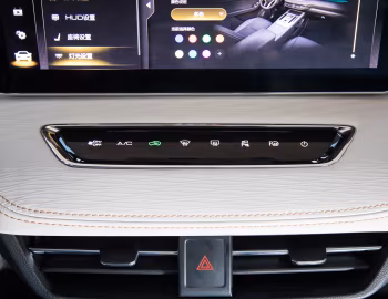 Интерьер Haval Chulian '2020–22