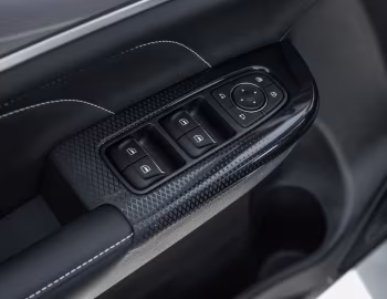 Інтер'єр Haval M6 Plus '12.2020–25