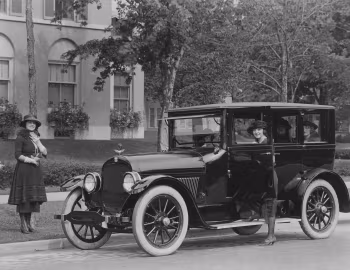 1922 Haynes Model 55 Sedan