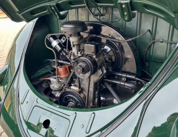 Bajo el capó Volkswagen Typ 18 А Polizei Streifenwagen '06.1948–49