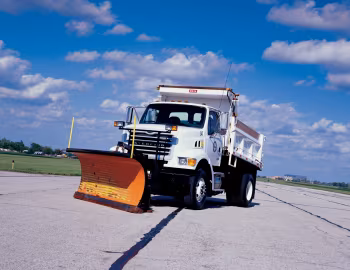 Sterling L8500 Set Forward with Heil dump body '2005–09