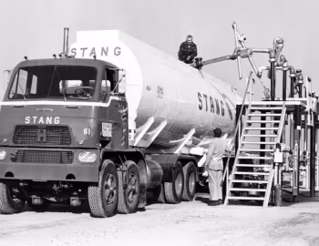 Hendrickson BD-560-F15 8×4 '1960