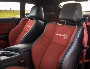 Интерьер 2015–18 Hennessey Challenger SRT Hellcat HPE1000 (LC)