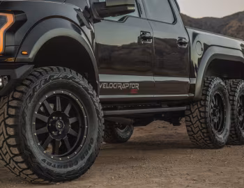 2018 Hennessey VelociRaptor 6×6 '2017–18