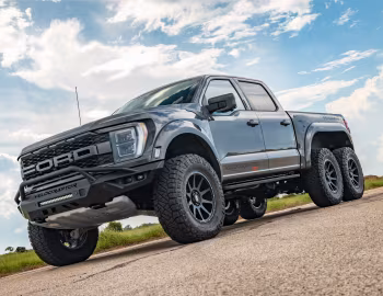 2023–24 Hennessey VelociRaptor 6×6 '2022–24