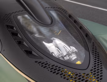 Sous la capuche Hennessey Venom F5 "Stealth Series" '2024