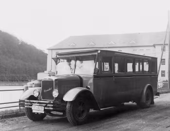 Henschel 4to Omnibus (Typ 4 B 2)