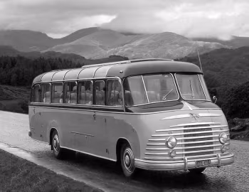 Henschel Bimot HS 190 N mit Kässbohrer G8-Aufbau '1950–????