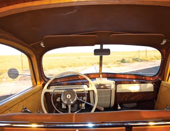 Panel frontal 1941 Packard 110 DeLuxe Station Wagon by Hercules Body Co. (1900-1463)