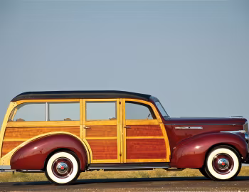 1941 Packard 110 DeLuxe Station Wagon by Hercules Body Co. (1900-1463)
