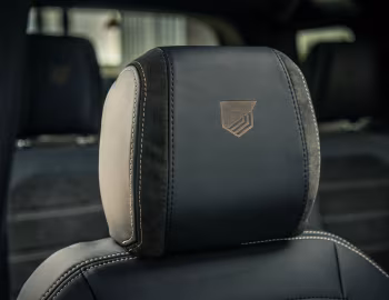 Interior Heritage Customs Land Rover Defender P400e '2021–pr.