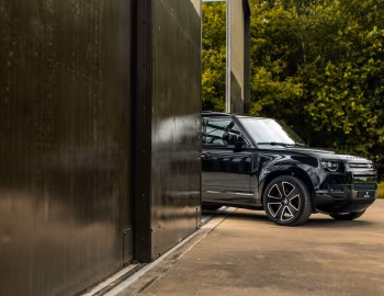 Heritage Customs Land Rover Defender P400e '2021–pr.