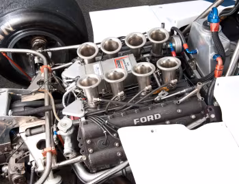 Под капотом Hesketh 308B '1975
