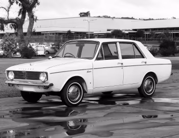 Hillman Hunter Sedan [Australia] '1966–68