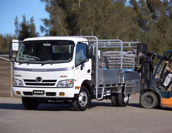 Hino 300-714 Hybrid '2007–11