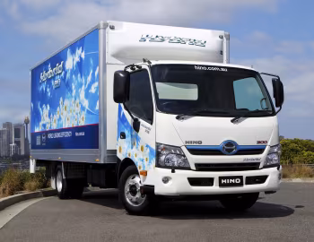 Hino 300-716 Hybrid '2011–14