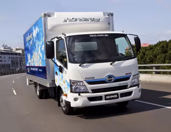 Hino 300-716 Hybrid '2011–14