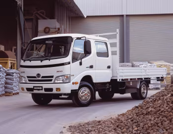 Hino 300-816 Crew Cab '2007–11