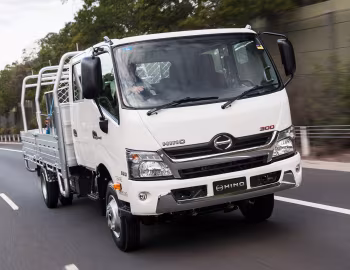 Hino 300-920 Crew Cab '2014–pr.