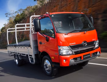 Hino 300-921 '2014–pr.