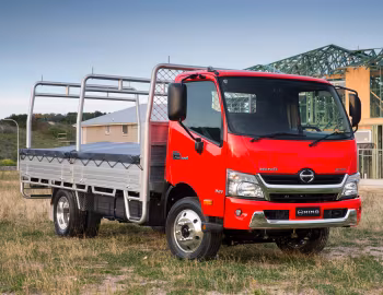 Hino 300-921 '2014–pr.