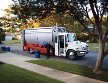 Hino 338 Refuse Truck '2007–20
