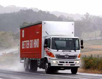 Hino 500 FL 2627 '2004–pr.