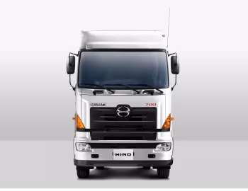 Hino 700 Tractor '2003–pr.