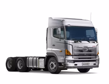 Hino 700 Tractor '2003–pr.