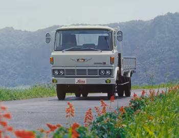 Hino Ranger KL '1977