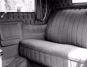 Interior Škoda Hispano-Suiza 25/100 KS by Brozik '1924–25