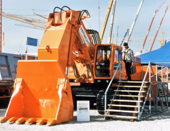 Hitachi UH261 '1986–????